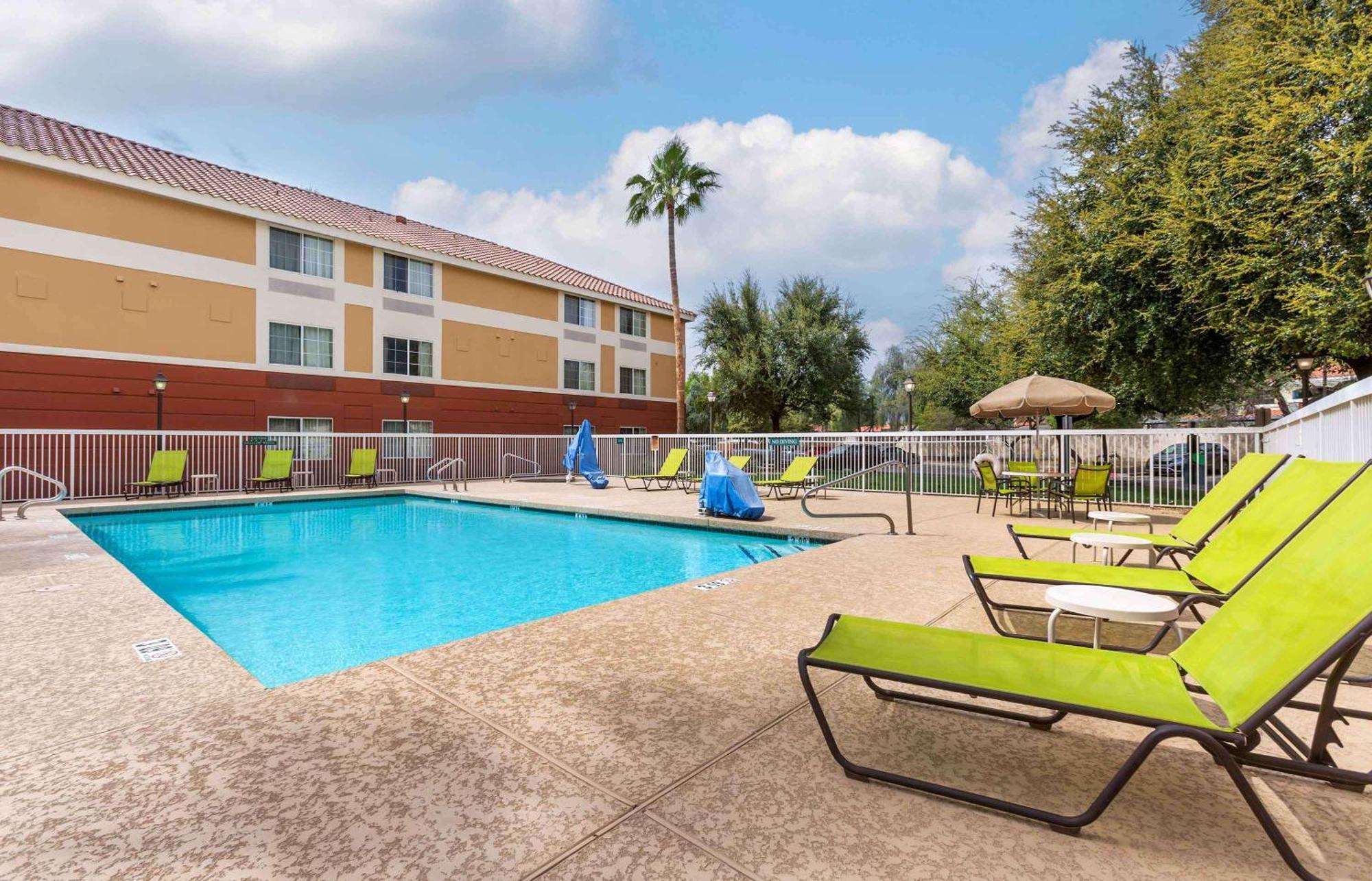 Extended Stay America Suites - Phoenix - Scottsdale Ngoại thất bức ảnh